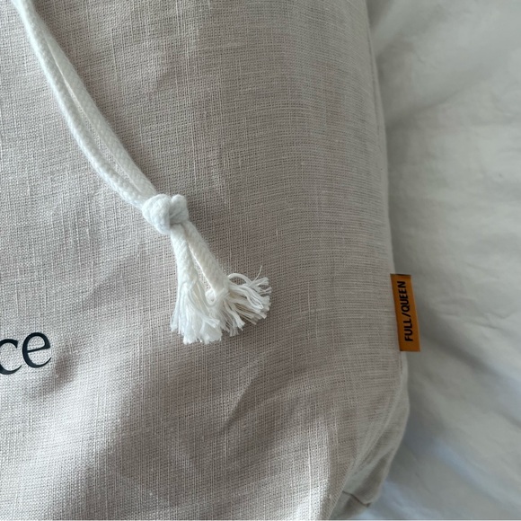 NWOT Quince Duvet Cover Set - Picture 5 of 7